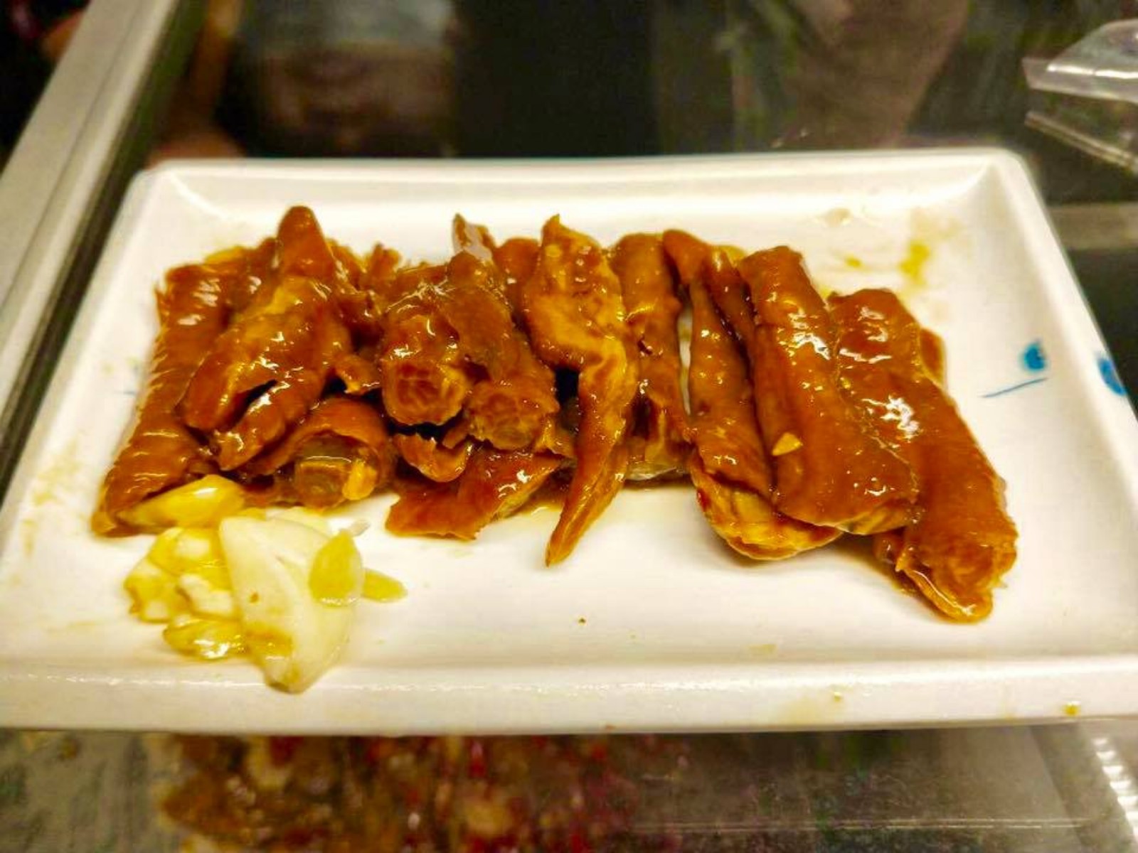 ➊老街無骨鳳爪